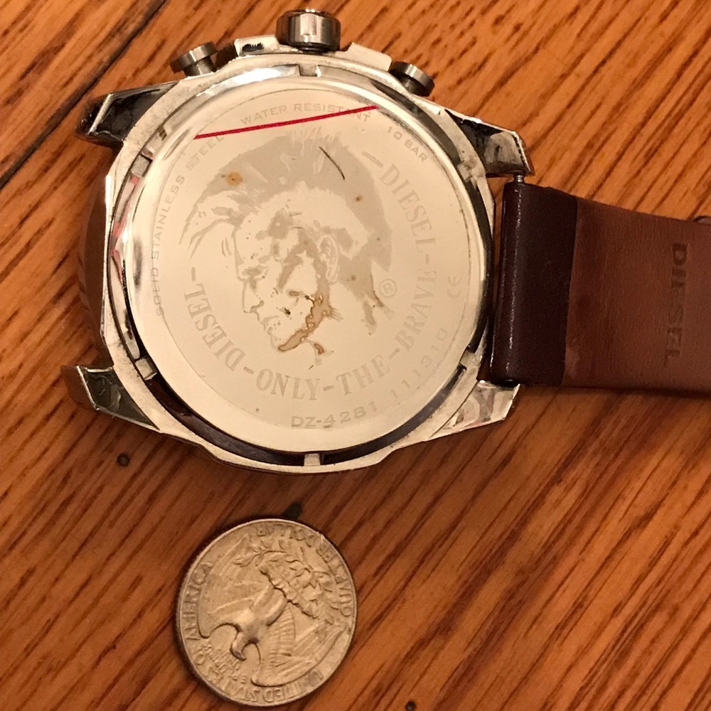 Diesel Only the Brave 10 Bar Watch, ~2.25” width - Picture 3 of 3